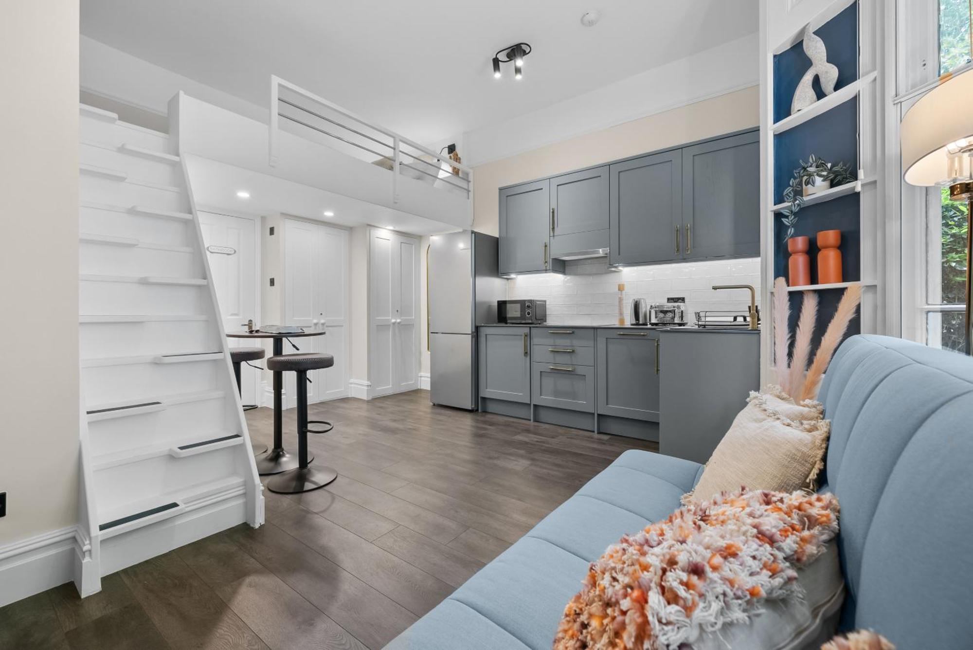 Vichy - The Hampstead Star | Prime Location Daire Londra Dış mekan fotoğraf